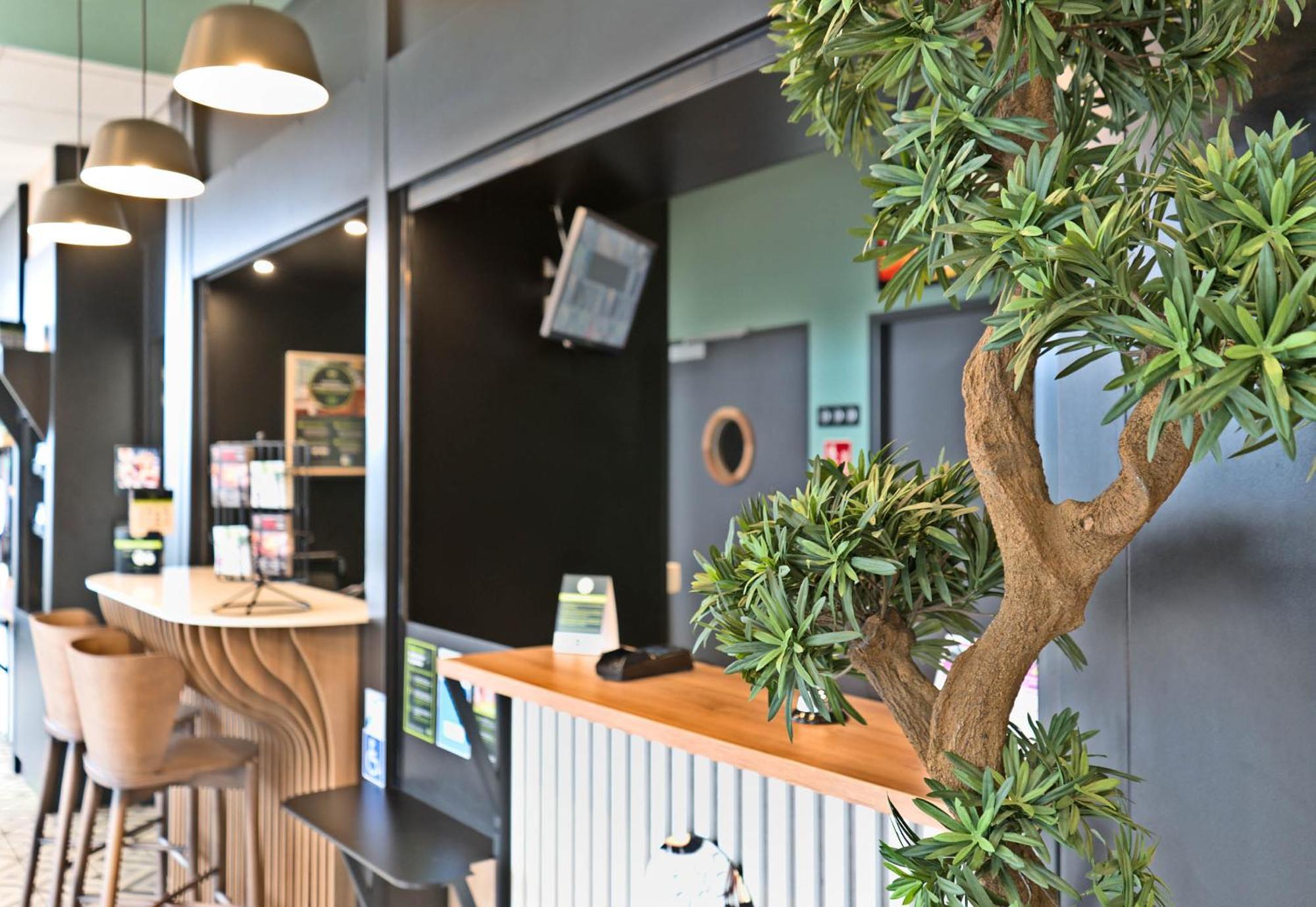B&B Hotel Dreux Nord Exterior foto