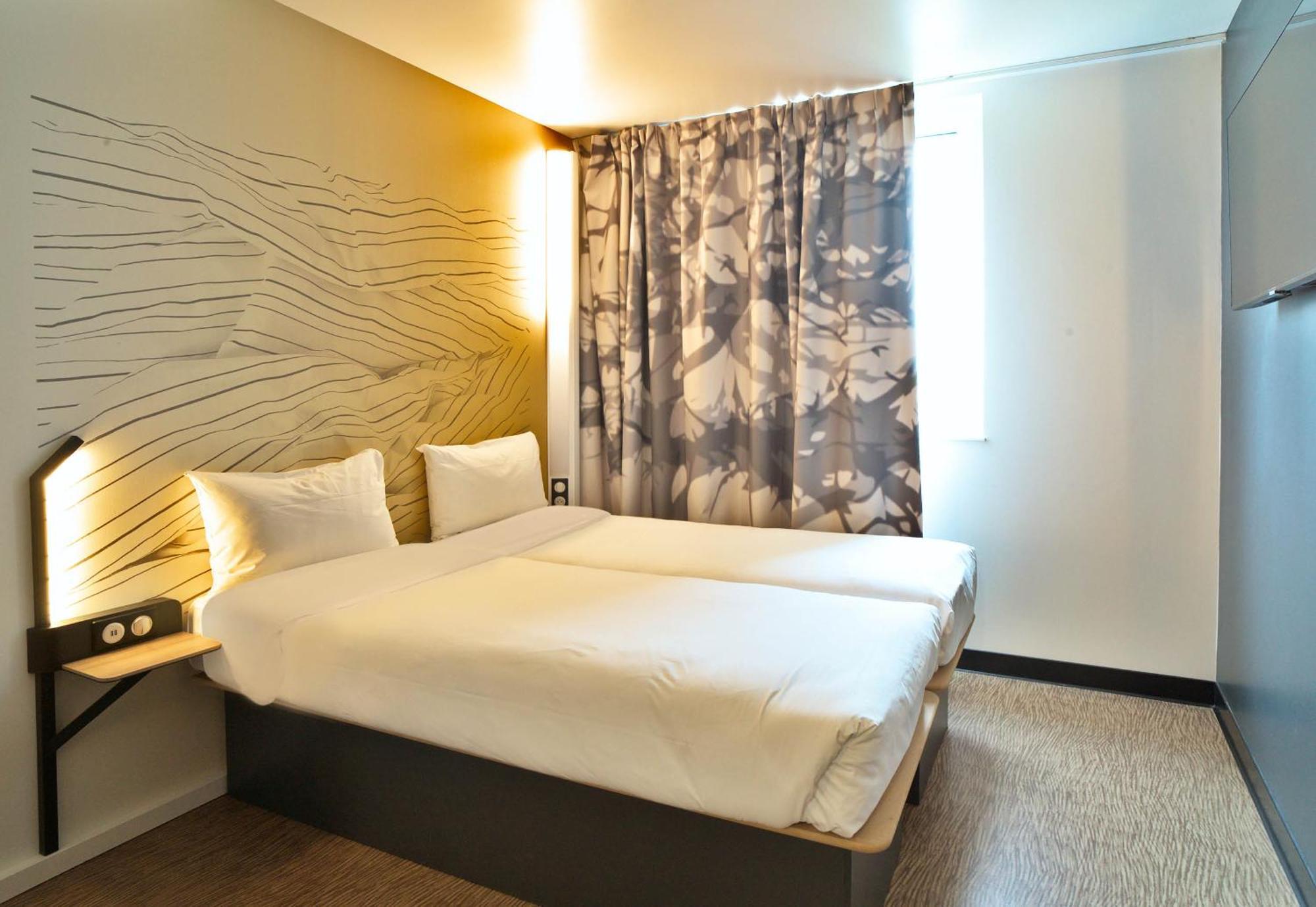 B&B Hotel Dreux Nord Exterior foto